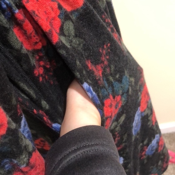 NWT Torrid Super Soft Plush Dress 00 M L Dark Gray Floral Puff Sleeve Skater - Picture 4 of 13